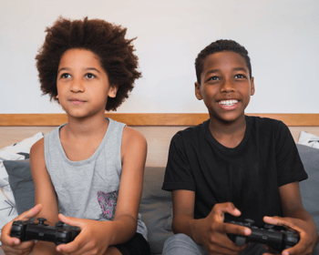 kids playing video games